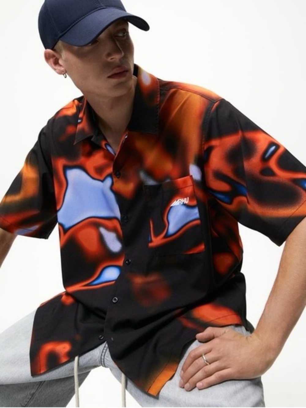 Zara Rhiugi Men's Short Sleeve Abstract Print Button-Down Shirt